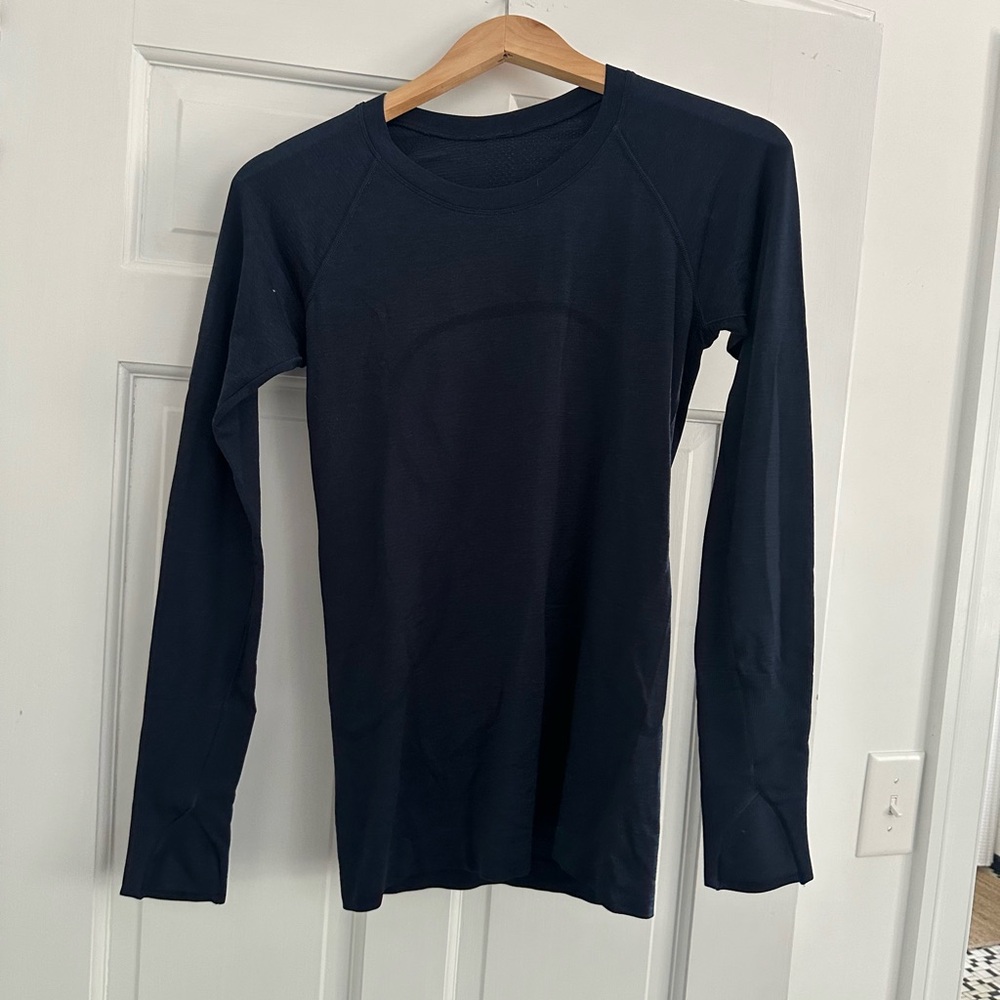Lululemon Swiftly Tech Long Sleeve